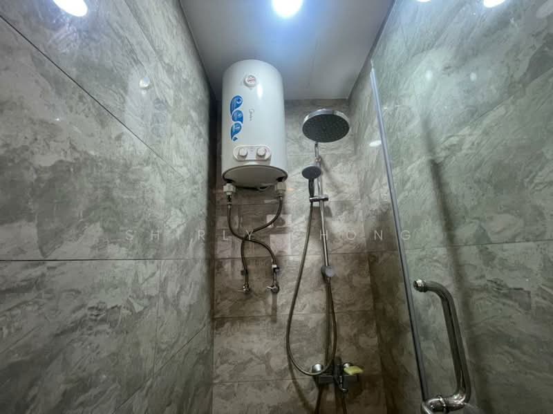Service Residence for Rent at R&F Princess Cove Phase 1 - Shirly Chong - Bathroom - PropertyGuru.com.my