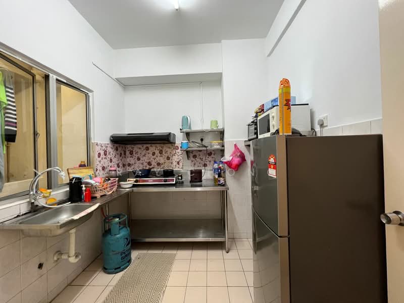 Kondominium untuk Disewa di Ridzuan Condominium - Ray Chong - Kitchen - PropertyGuru.com.my