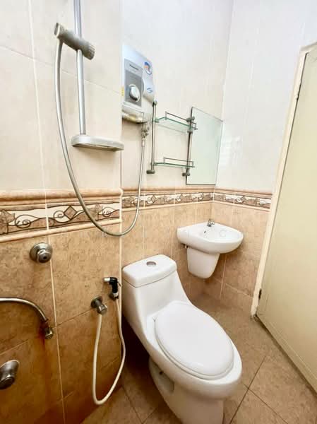 Rumah Teres 2-Tingkat untuk Dijual di Bandar Kinrara (Selangor) - Shazwan CH - Bathroom - PropertyGuru.com.my