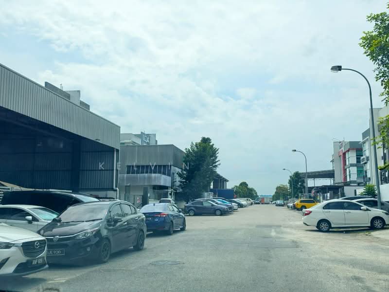 Kilang untuk Disewa di Taman Mount Austin (Tebrau) - Kelvin Tang - Exterior - PropertyGuru.com.my
