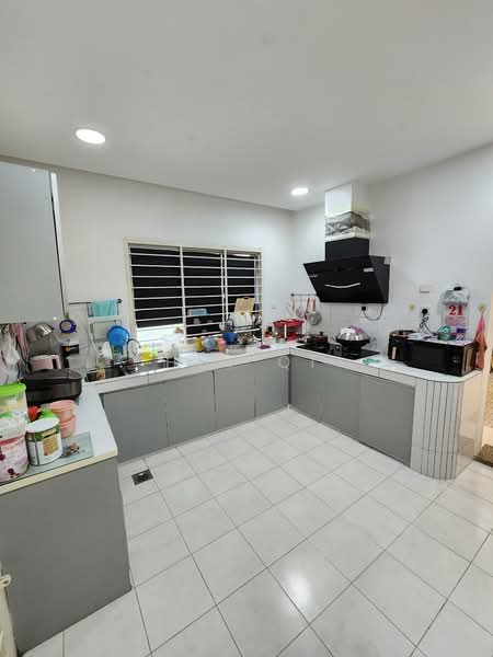 Semi-Detached House for Sale in Taman Saujana Emas (Kajang) - Hui Qi - Kitchen - PropertyGuru.com.my