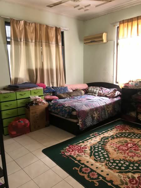 Rumah Teres 2 Tingkat untuk Dijual di Taman Selayang Jaya (Selayang) - Zev Sheum - Bedroom - PropertyGuru.com.my