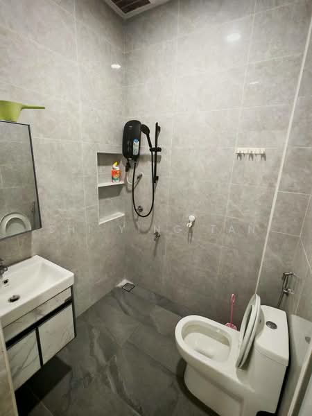 Rumah Teres 1 Tingkat untuk Disewa di Taman Pelangi Indah (Ulu Tiram) - Shi Ying Tan - Bathroom - PropertyGuru.com.my