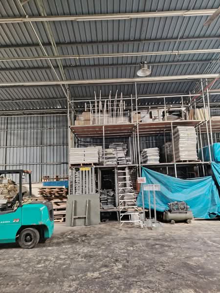 For Rent - Batu Maung Warehouse