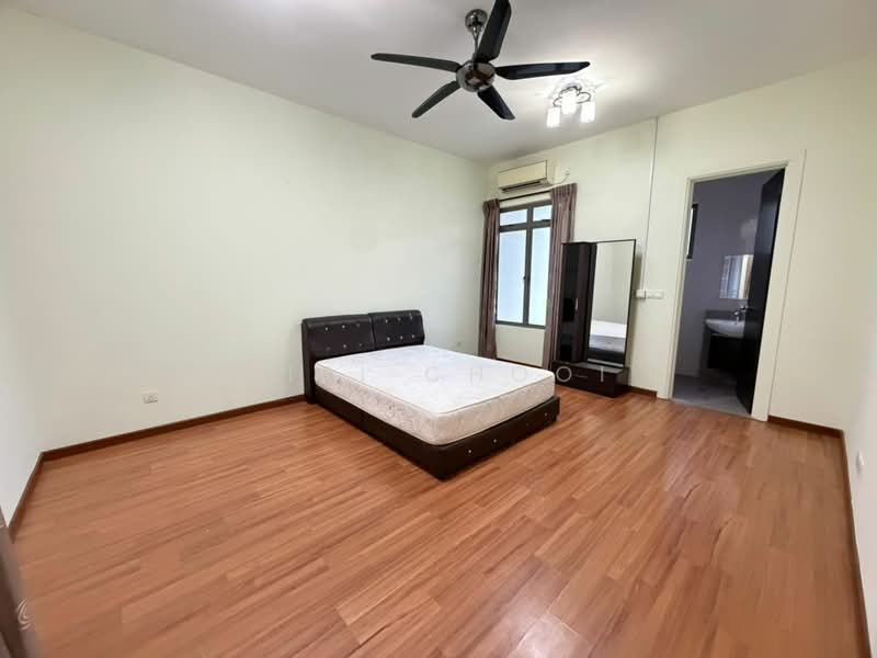 2-storey Terraced House for Sale in East Ledang (Iskandar Puteri (Nusajaya)) - Viki Chooi - Bedroom - PropertyGuru.com.my