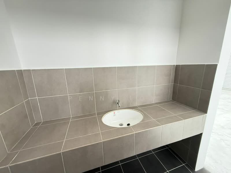 Shop for Rent in Bandar Tasik Kesuma (Beranang) - Penny Loh - Interior - PropertyGuru.com.my