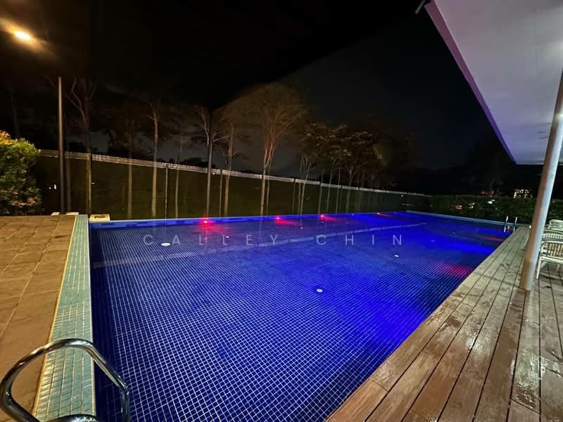 Rumah Teres 2 Tingkat untuk Dijual di Taman Mount Austin (Tebrau) - Calley Chin - Pool - PropertyGuru.com.my