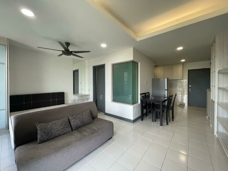 Servis Apartment untuk Disewa di Ritze Perdana 1 - James Tan - Living Room - PropertyGuru.com.my