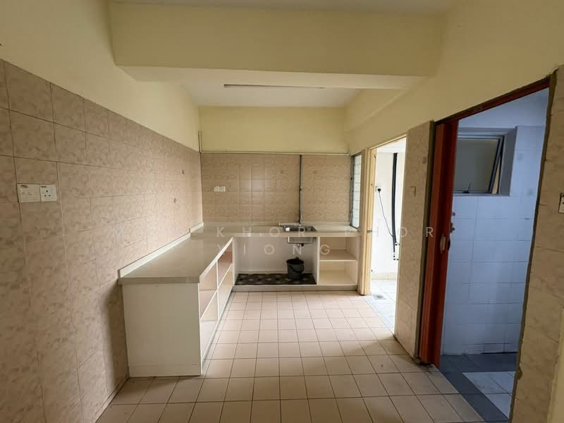 Condominium for Rent at Sri Mahligai Condominium & Townhouse - Max Khor Phor xiong - Kitchen - PropertyGuru.com.my
