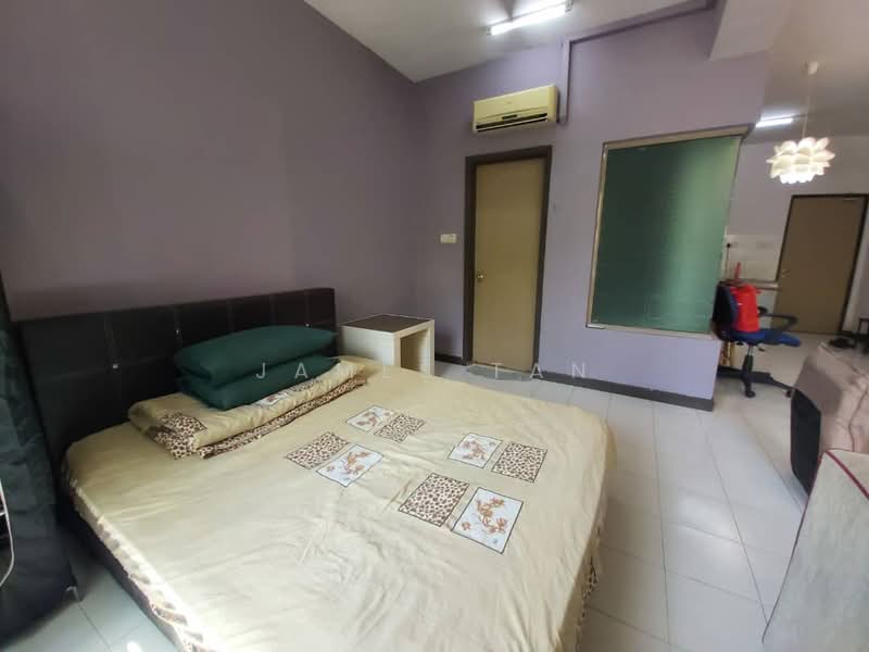 Servis Apartment untuk Disewa di Ritze Perdana 1 - James Tan - Bedroom - PropertyGuru.com.my