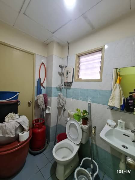 Terraced House for Sale in Bandar Botanic (Klang) - Ivy Por - Bathroom - PropertyGuru.com.my