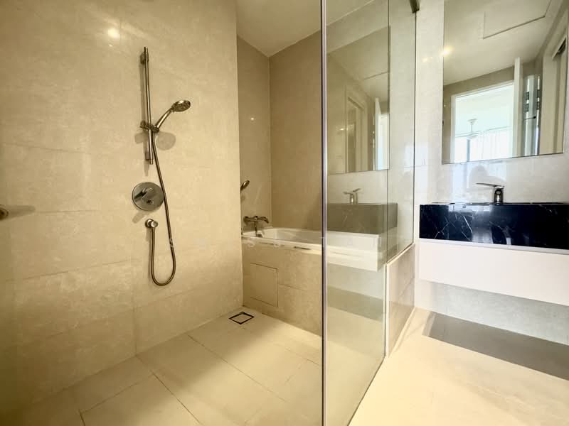 Servis Apartment untuk Dijual di Pavilion Ceylon Hill - Swiss Tan - Bathroom - PropertyGuru.com.my