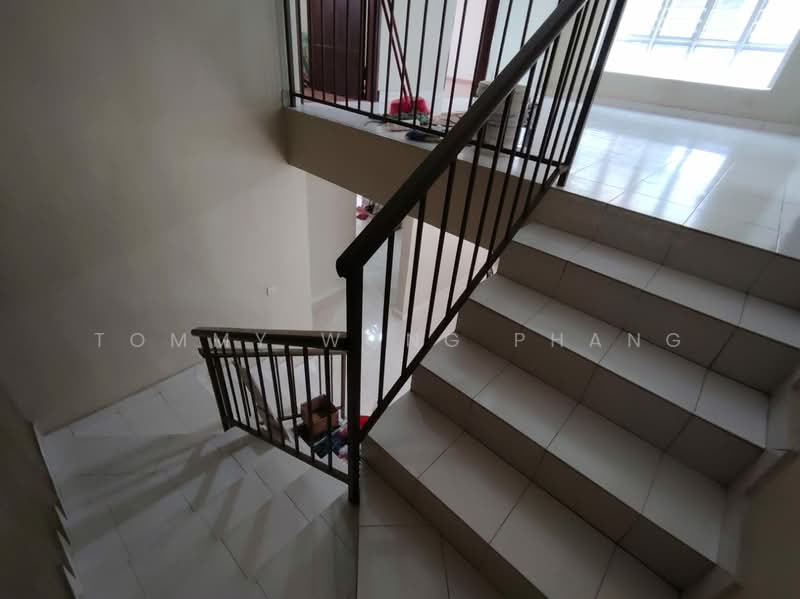 Rumah Teres untuk Dijual di Bandar Putra Permai (Seri Kembangan) - Tommy Wong Phang - PropertyGuru.com.my
