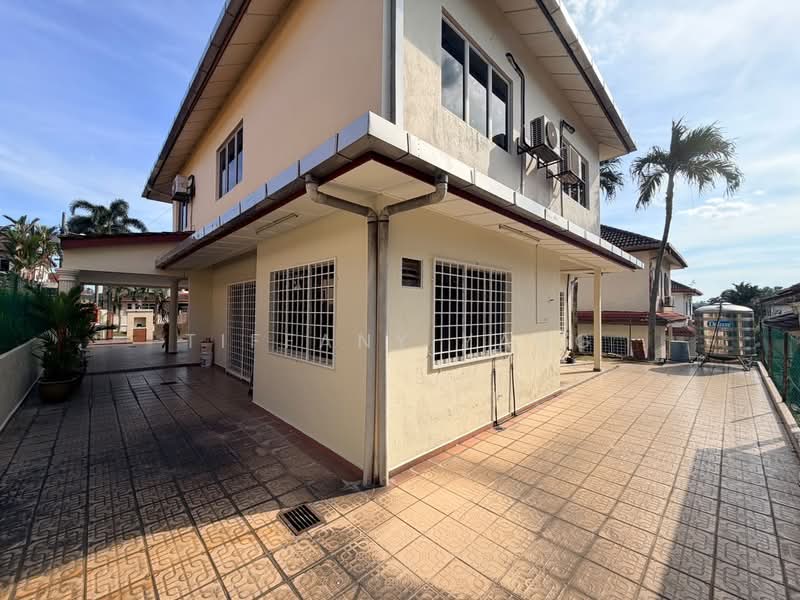Bungalow House for Sale in Taman Sri Hijau (Rawang) - Tiffany Yang - Exterior - PropertyGuru.com.my