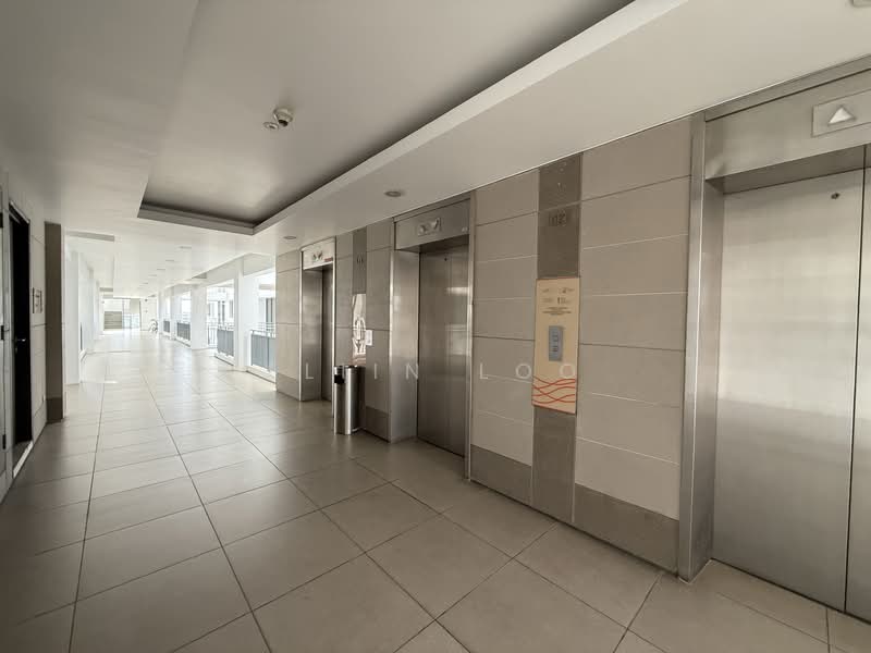 Apartment for Sale at Ponderosa Lakeside Apartment - Eliin Loo - Corridor - PropertyGuru.com.my