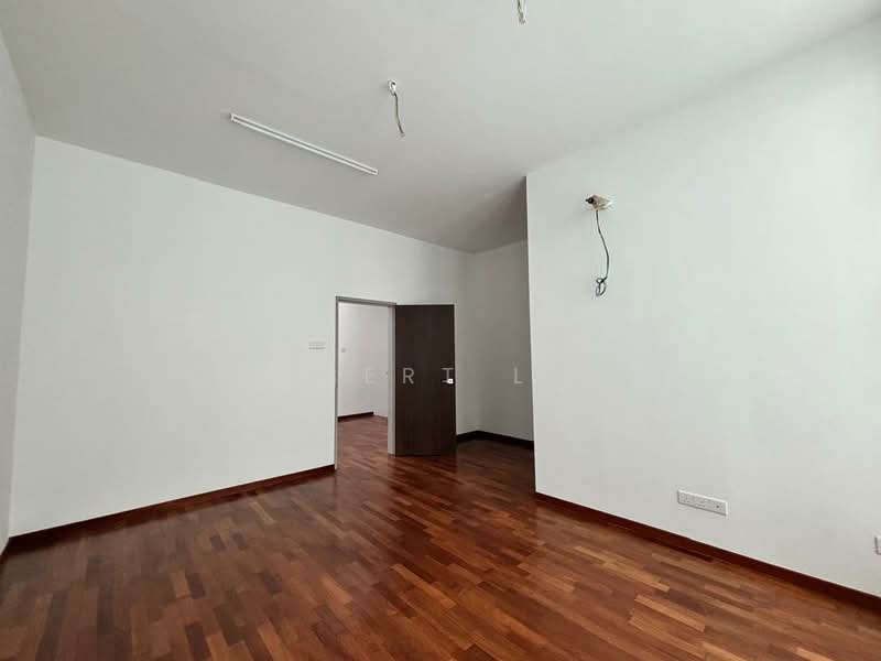 2-storey Terraced House for Sale in Bandar Kinrara Seksyen 1 (Bandar Kinrara) - Robert Law - Interior - PropertyGuru.com.my
