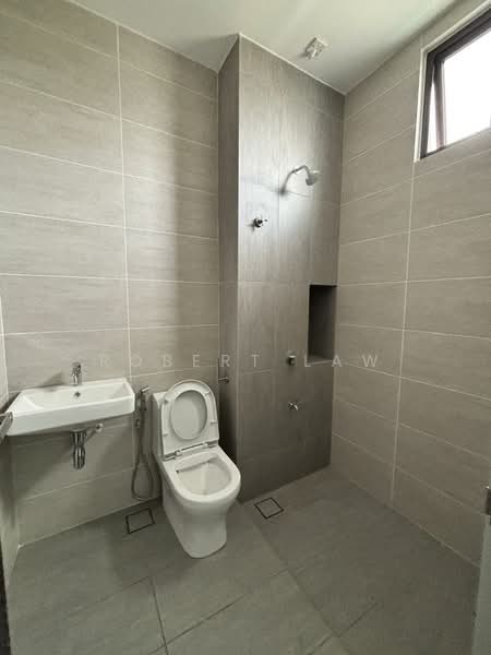 2-storey Terraced House for Sale in Bandar Kinrara Seksyen 1 (Bandar Kinrara) - Robert Law - Bathroom - PropertyGuru.com.my