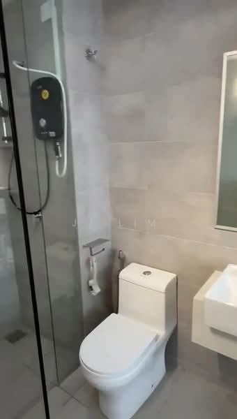 Servis Apartment untuk Disewa di Riveria Sentral - JJ Lim - Bathroom - PropertyGuru.com.my