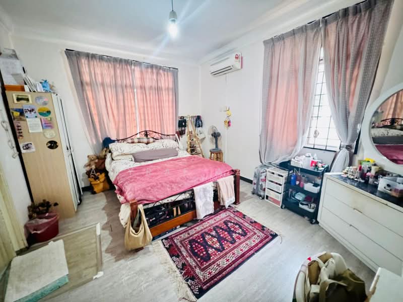 Rumah Berkembar untuk Dijual di Ukay Perdana (Ulu Kelang) - Asyraf Azman - Bedroom - PropertyGuru.com.my
