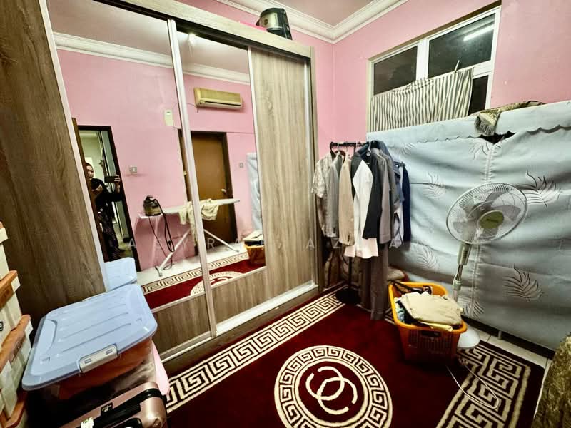 Rumah Berkembar untuk Dijual di Ukay Perdana (Ulu Kelang) - Asyraf Azman - Bedroom - PropertyGuru.com.my