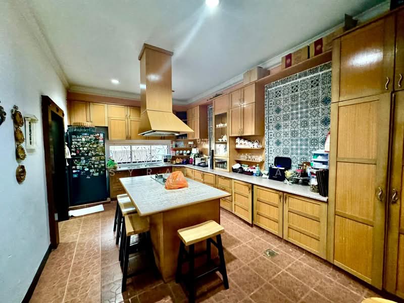 Rumah Berkembar untuk Dijual di Ukay Perdana (Ulu Kelang) - Asyraf Azman - Kitchen - PropertyGuru.com.my
