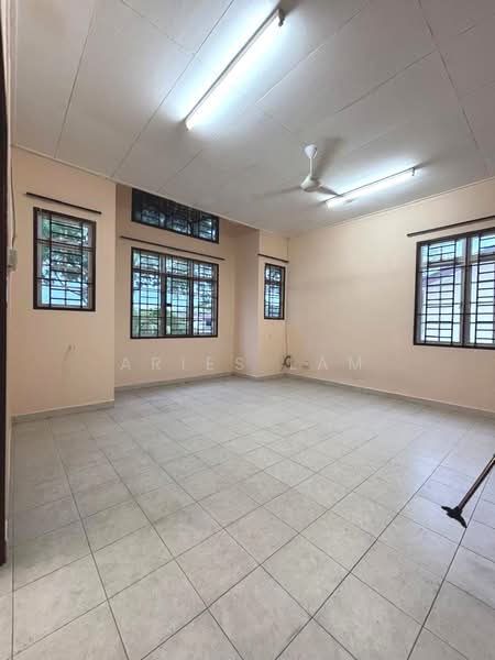 2-storey Terraced House for Rent in Tebrau (Johor) - Aries Lam - Living Room - PropertyGuru.com.my
