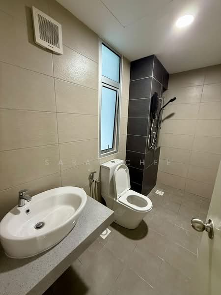 Kediaman Servis untuk Disewa di MIRAI Residences - Sarah Chee - Bathroom - PropertyGuru.com.my