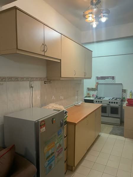 Condominium for Rent at Pelangi Damansara - Kian Fei - Kitchen - PropertyGuru.com.my