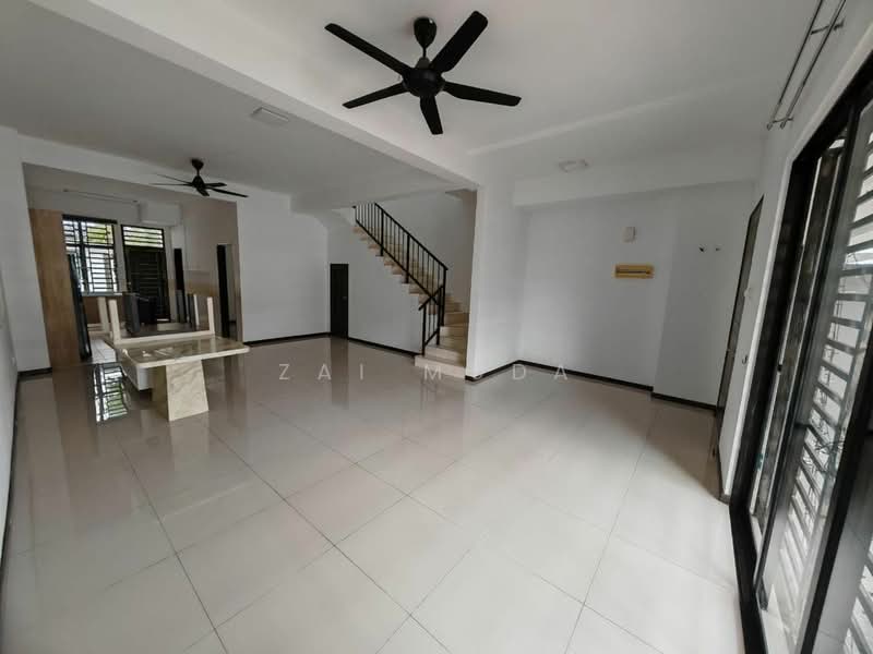 2-storey Terraced House for Rent in Sepang (Selangor) - Zai Muda - Living Room - PropertyGuru.com.my