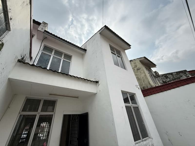 2-storey Terraced House for Sale in Taman Universiti (Skudai) - Kiki Ong - Exterior - PropertyGuru.com.my