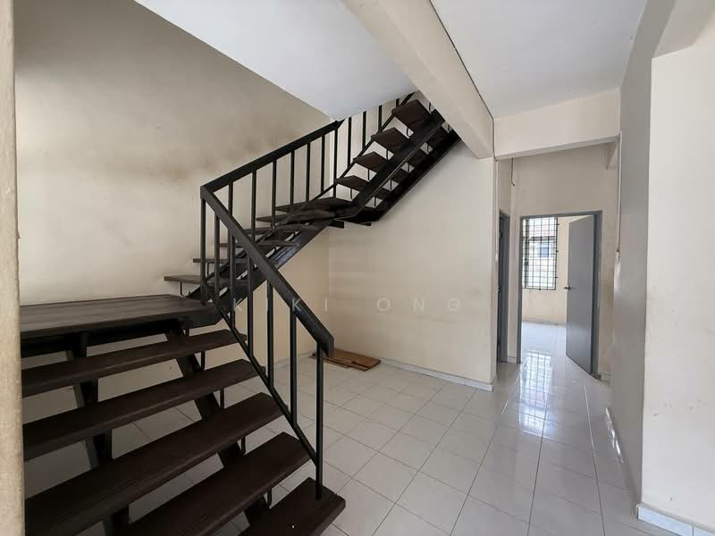 2-storey Terraced House for Sale in Taman Universiti (Skudai) - Kiki Ong - Interior - PropertyGuru.com.my