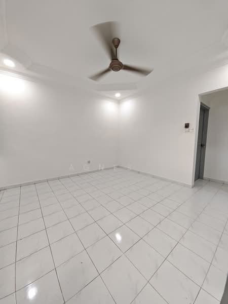 2-storey Terraced House for Sale in Taman Johor Jaya (Johor Bahru) - Agnes . - Interior - PropertyGuru.com.my