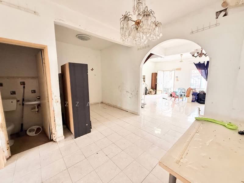 Rumah Teres 2 Tingkat untuk Dijual di Bandar Tasik Puteri (Rawang) - Izzat Zamros - Interior - PropertyGuru.com.my