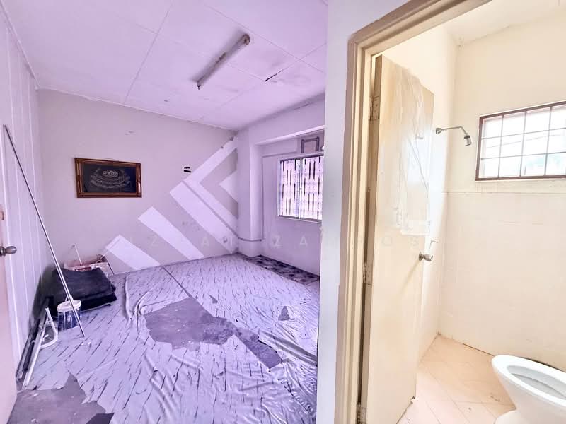 Rumah Teres 2 Tingkat untuk Dijual di Bandar Tasik Puteri (Rawang) - Izzat Zamros - Bedroom - PropertyGuru.com.my