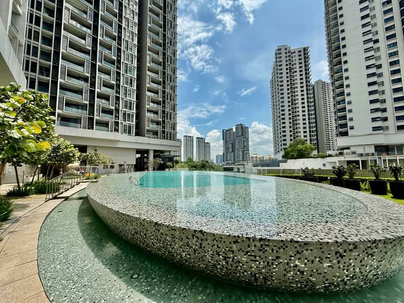 Servis Apartment untuk Dijual di Twin Arkz - Matthew Chin - Swimming Pool - PropertyGuru.com.my