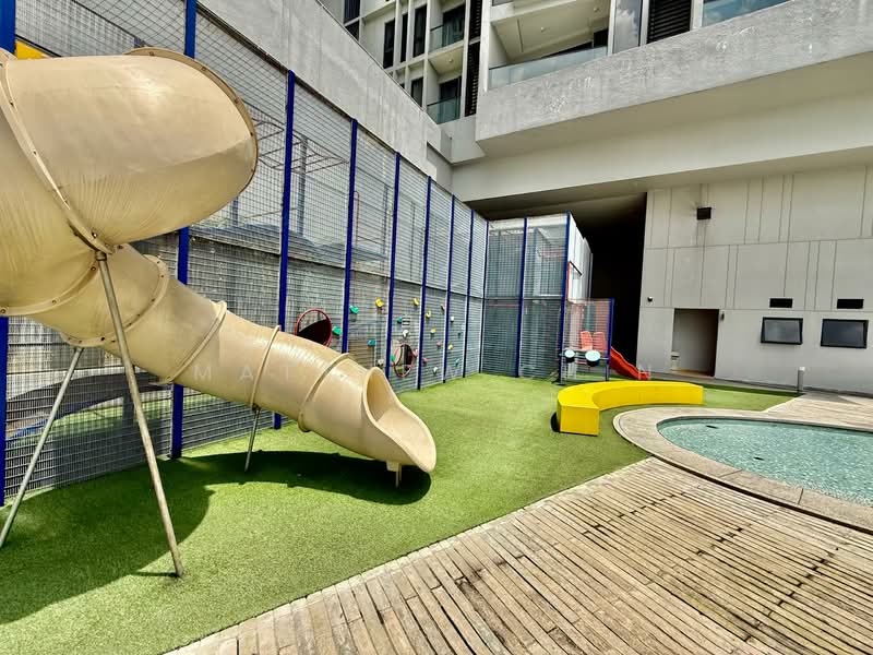 Servis Apartment untuk Dijual di Twin Arkz - Matthew Chin - Children Playground - PropertyGuru.com.my