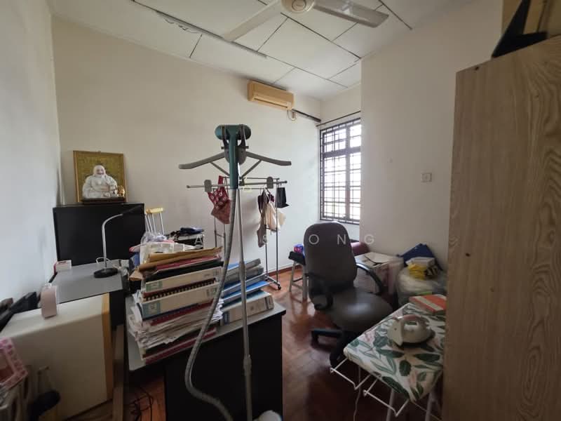 2-storey Terraced House for Sale in Taman Daya (Johor Bahru) - Kai Siong - Study - PropertyGuru.com.my