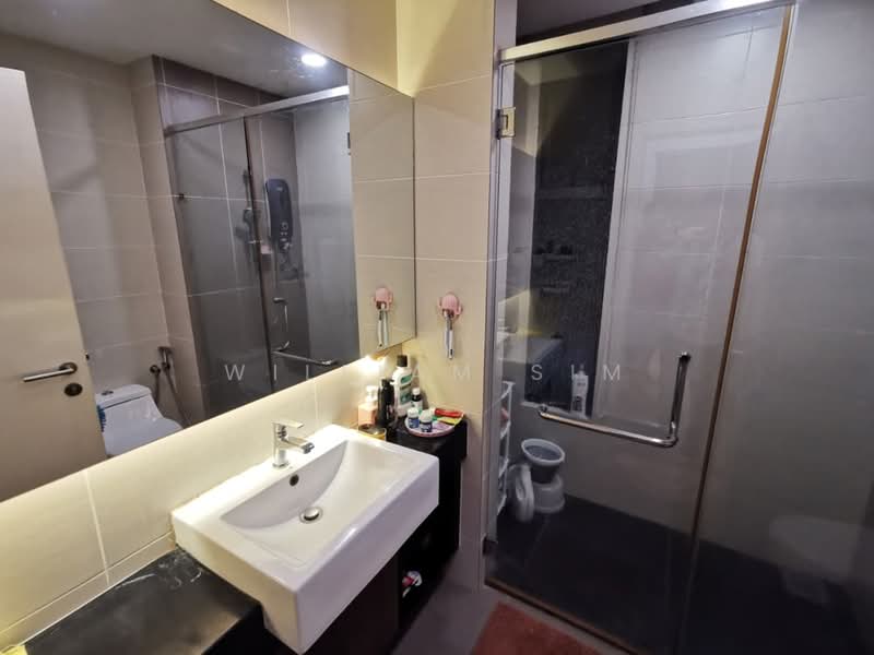 Service Residence for Sale at LakePark Residence @ KL North - William Sim - Bathroom - PropertyGuru.com.my