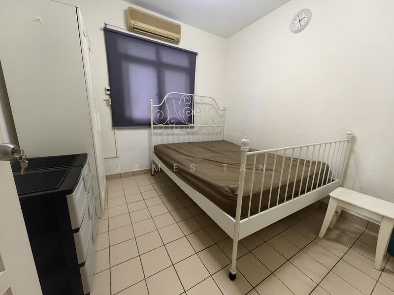 Condominium for Rent at Perdana Exclusive - James Tan - Bedroom - PropertyGuru.com.my