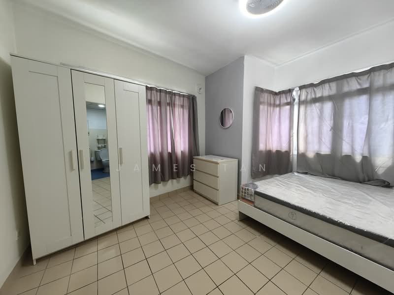 Condominium for Rent at Perdana Exclusive - James Tan - Bedroom - PropertyGuru.com.my