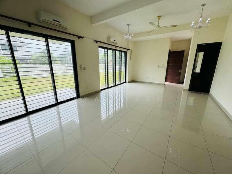 2-storey Terraced House for Sale in Denai Alam (Shah Alam) - Bryan Yeoh - Living Room - PropertyGuru.com.my