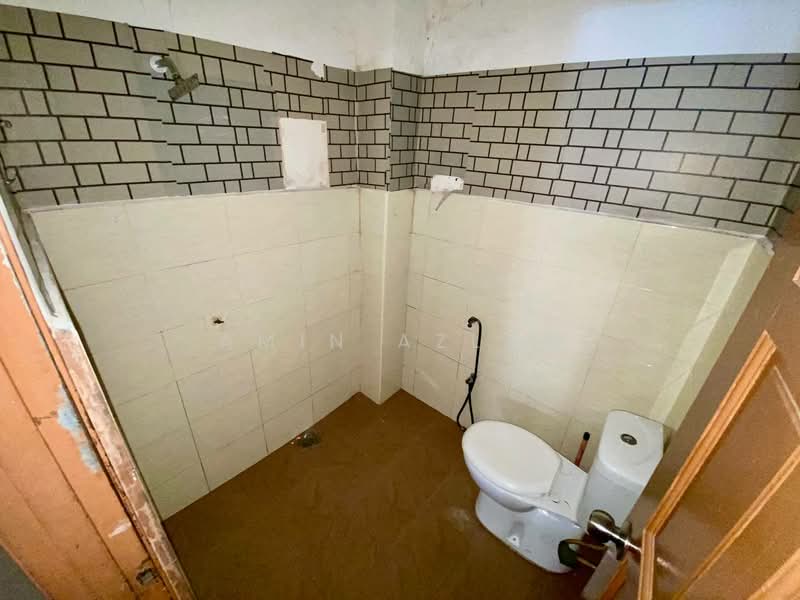 2-storey Terraced House for Sale in Taman Melawati (Ulu Kelang) - Amin Azlan - Bathroom - PropertyGuru.com.my