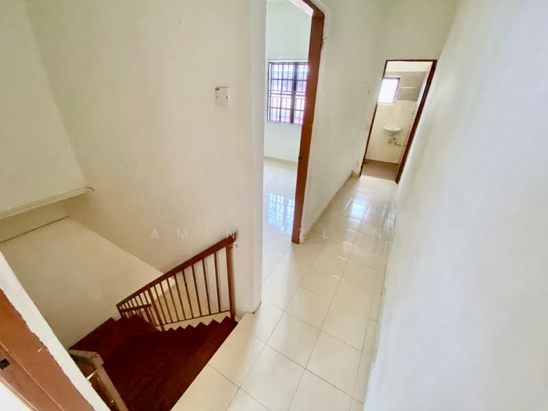 2-storey Terraced House for Sale in Taman Melawati (Ulu Kelang) - Amin Azlan - Corridor - PropertyGuru.com.my