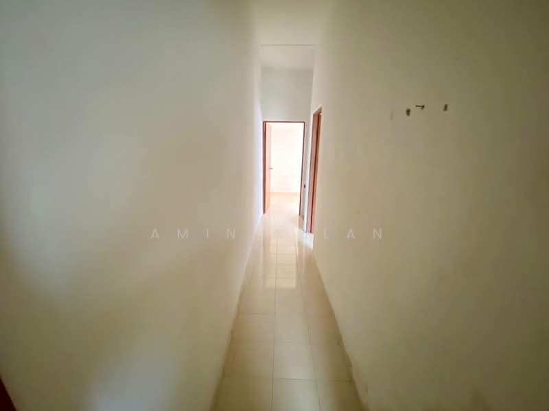 2-storey Terraced House for Sale in Taman Melawati (Ulu Kelang) - Amin Azlan - Corridor - PropertyGuru.com.my