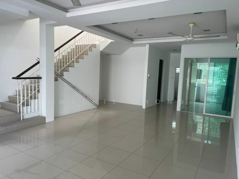 Rumah Teres 2 Tingkat untuk Dijual di Kajang (Selangor) - Kweenie Chong - Living Room - PropertyGuru.com.my