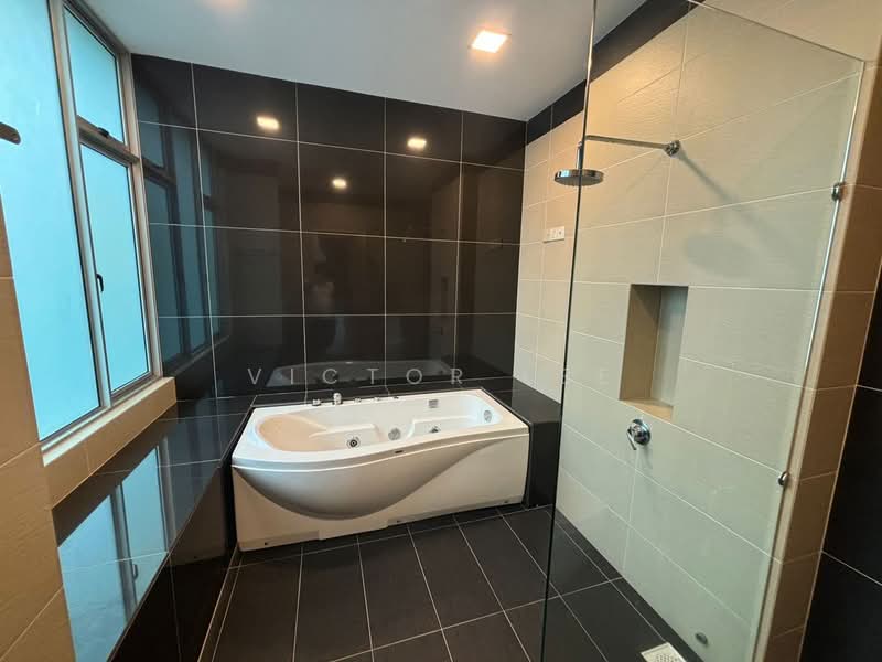 Semi-Detached House for Rent in Taman Nusa Bestari (Iskandar Puteri (Nusajaya)) - Victor Lee - Bathroom - PropertyGuru.com.my