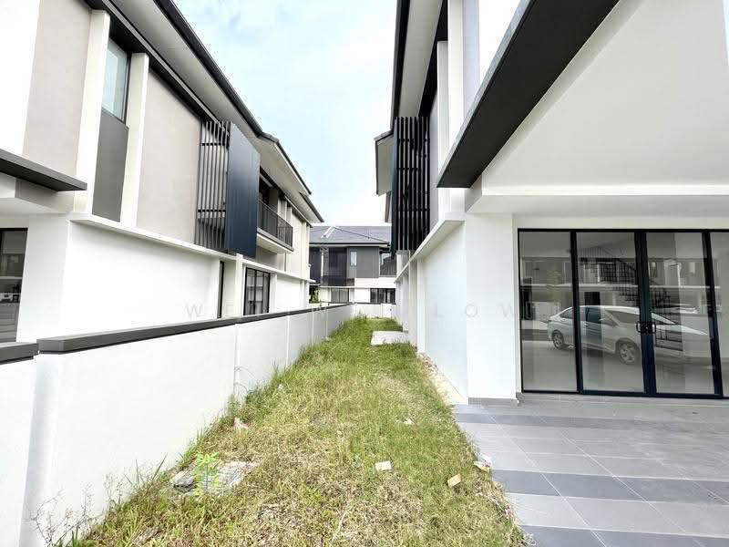 Terraced House for Sale in Kota Kemuning (Shah Alam) - Wei Wei Low - Exterior - PropertyGuru.com.my
