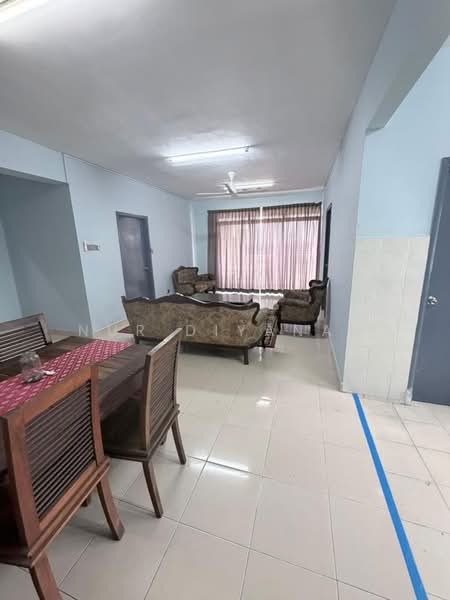 Kondominium untuk Disewa di Prima U1 - Nur Diyanah - Living Room - PropertyGuru.com.my