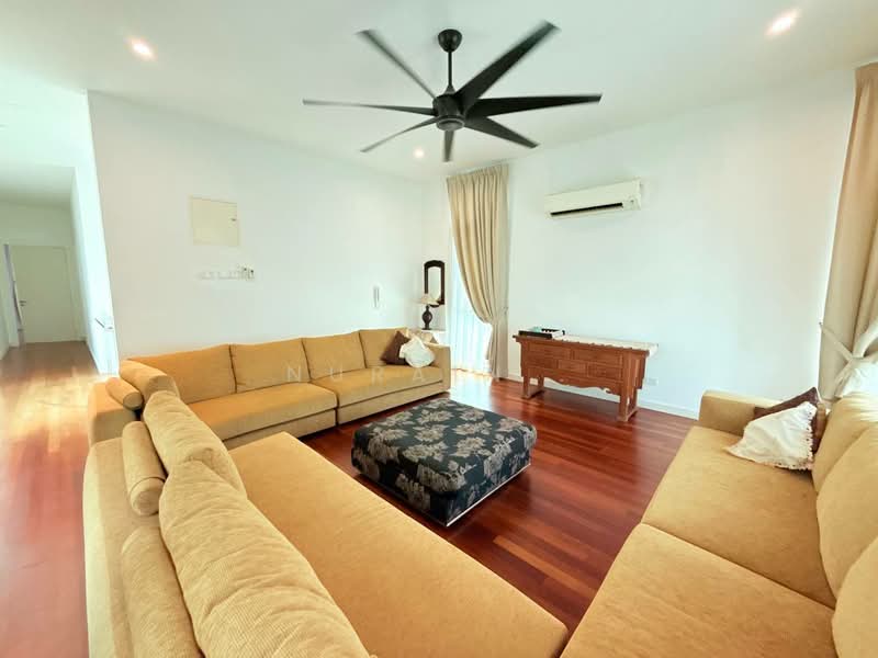 Rumah Banglo untuk Dijual di Cyberjaya (Selangor) - Nurain . - Living Room - PropertyGuru.com.my