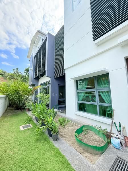 Rumah Banglo untuk Dijual di Cyberjaya (Selangor) - Nurain . - Exterior - PropertyGuru.com.my